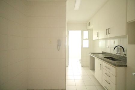 Apartamento para alugar com 67m², 2 quartos e 2 vagasBanheiro