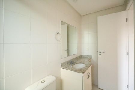 Apartamento para alugar com 67m², 2 quartos e 2 vagasBanheiro da Suíte