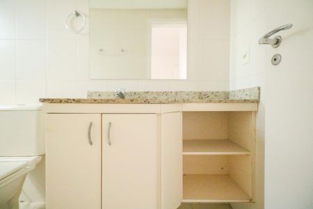 Apartamento para alugar com 67m², 2 quartos e 2 vagasBanheiro da Suíte