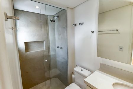 Apartamento para alugar com 67m², 2 quartos e 2 vagas Apartamento para alugar com 67m², 2 quartos e 2 vagasBanheiro da Suíte 2