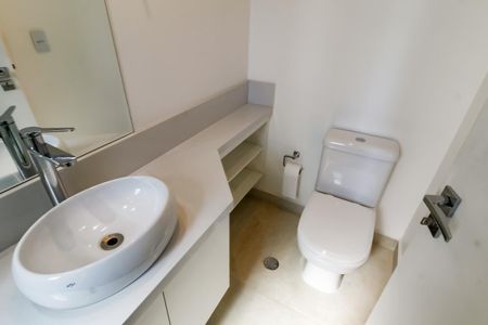 Apartamento para alugar com 67m², 2 quartos e 2 vagasBanheiro da Suíte 1