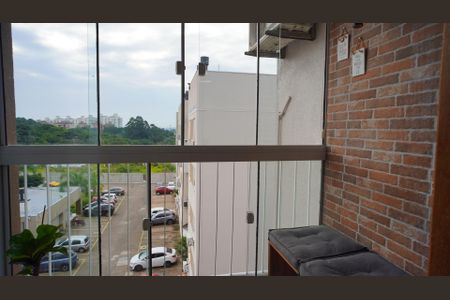 Varanda de apartamento à venda com 2 quartos, 55m² em Vila Nova, Porto Alegre