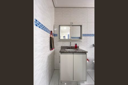 Casa à venda com 110m², 2 quartos e 2 vagasBanheiro da Suíte
