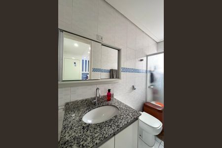 Casa à venda com 110m², 2 quartos e 2 vagasBanheiro da Suíte