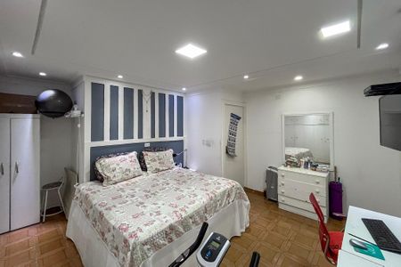 Casa à venda com 110m², 2 quartos e 2 vagasSuite