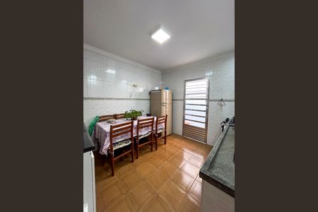 Casa à venda com 110m², 2 quartos e 2 vagasCozinha 2