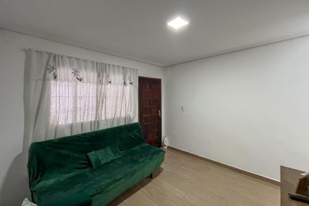 Casa à venda com 110m², 2 quartos e 2 vagasSala 2