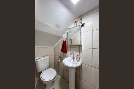 Casa à venda com 110m², 2 quartos e 2 vagasLavabo 