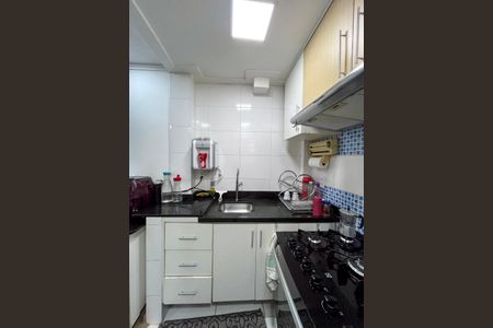 Casa à venda com 110m², 2 quartos e 2 vagasCozinha 1