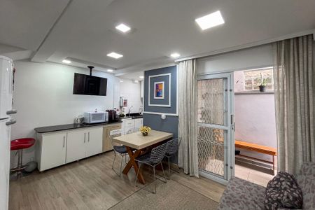 Sala 1 de casa à venda com 2 quartos, 110m² em Jardim Patente, São Paulo