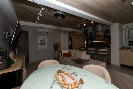 Apartamento à venda com 80m², 2 quartos e 1 vagaSala