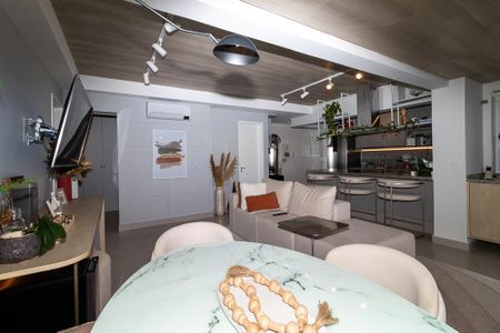 Apartamento à venda com 80m², 2 quartos e 1 vagaSala