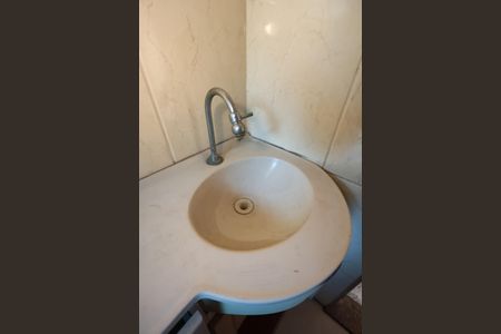 Casa à venda com 290m², 6 quartos e 2 vagascasa 3 - banheiro