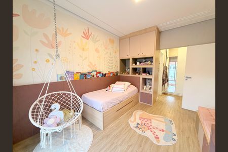 Casa de condomínio à venda com 329m², 3 quartos e 3 vagasSuíte 1