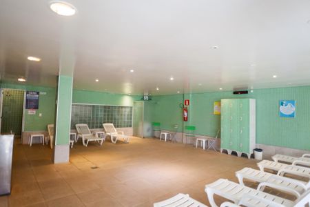 Casa de condomínio à venda com 240m², 3 quartos e 1 vagaSaúna