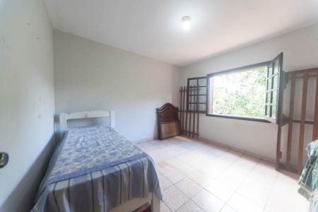 Casa de condomínio à venda com 240m², 3 quartos e 1 vagaquarto 1