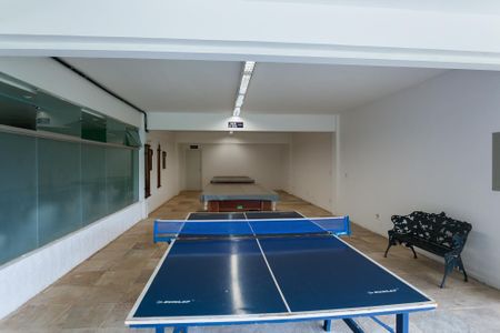 Casa de condomínio à venda com 240m², 3 quartos e 1 vagaÁrea comum - Salão de jogos