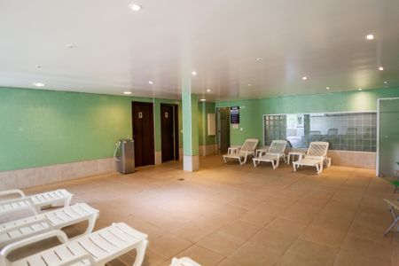 Casa de condomínio à venda com 240m², 3 quartos e 1 vagaSaúna