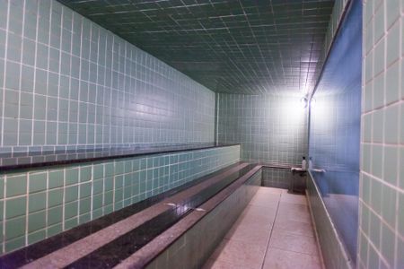 Casa de condomínio à venda com 240m², 3 quartos e 1 vagaSaúna