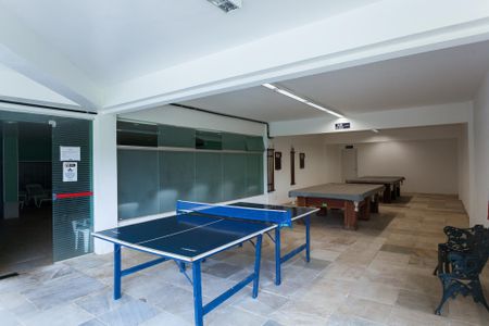 Casa de condomínio à venda com 240m², 3 quartos e 1 vagaÁrea comum - Salão de jogos