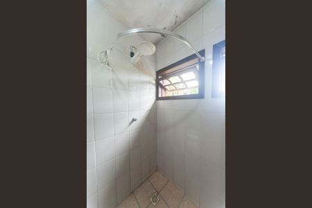 Casa de condomínio à venda com 240m², 3 quartos e 1 vagaBanheiro Social 1