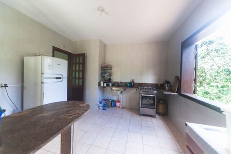 Casa de condomínio à venda com 240m², 3 quartos e 1 vagaCozinha