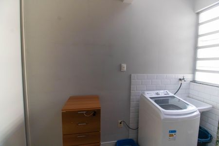 Apartamento à venda com 74m², 2 quartos e sem vagaÁrea de Serviço