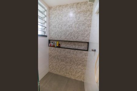 Apartamento à venda com 74m², 2 quartos e sem vagaBanheiro