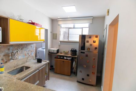 Apartamento à venda com 74m², 2 quartos e sem vagaCozinha