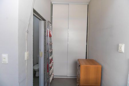Apartamento à venda com 74m², 2 quartos e sem vagaÁrea de Serviço