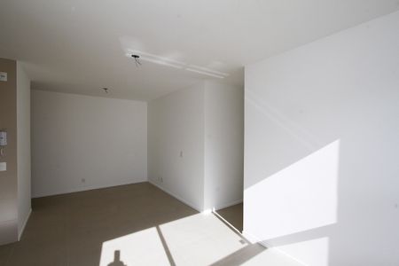 Apartamento à venda com 70m², 3 quartos e 2 vagasSala