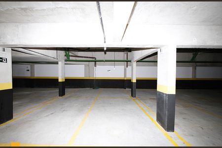 Apartamento à venda com 70m², 3 quartos e 2 vagasGaragem