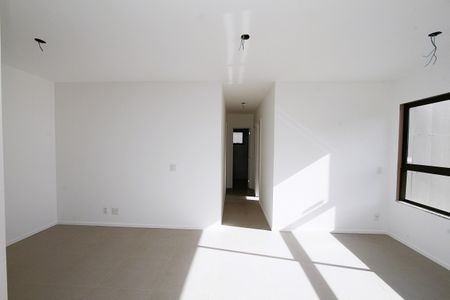 Apartamento à venda com 70m², 3 quartos e 2 vagasSala