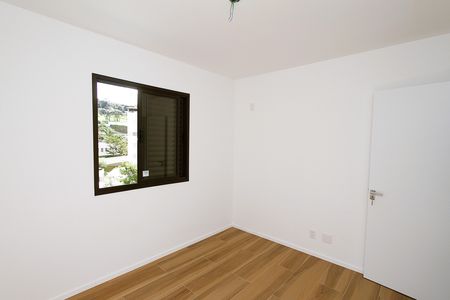 Apartamento à venda com 70m², 3 quartos e 2 vagasQuarto 1