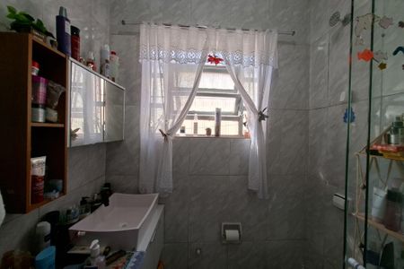 Casa para alugar com 144m², 4 quartos e 5 vagas Casa para alugar com 144m², 4 quartos e 5 vagasBanheiro