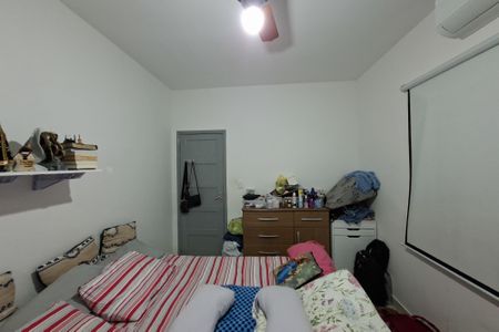 Casa para alugar com 144m², 4 quartos e 5 vagas Casa para alugar com 144m², 4 quartos e 5 vagasQuarto