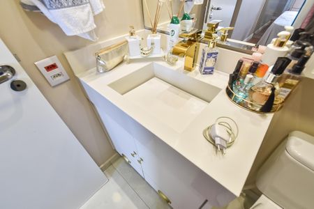 Apartamento à venda com 55m², 2 quartos e 1 vagaBanheiro da suíte
