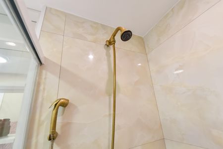 Apartamento à venda com 55m², 2 quartos e 1 vagaBanheiro da suíte
