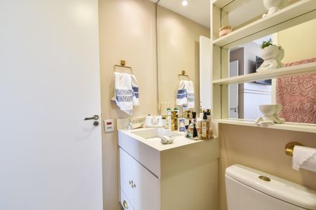 Apartamento à venda com 55m², 2 quartos e 1 vagaBanheiro da suíte