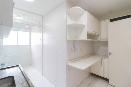 Apartamento para alugar com 62m², 2 quartos e 2 vagasCozinha