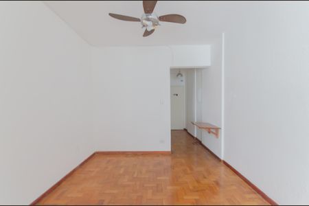 Studio para alugar com 30m², 1 quarto e sem vaga Studio para alugar com 30m², 1 quarto e sem vagaSala/Quarto
