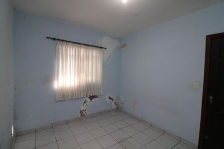 Sala de casa para alugar com 1 quarto, 60m² em Parque Santa Madalena, São Paulo