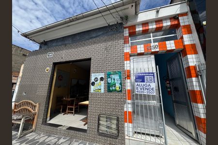 Casa para alugar com 350m², 5 quartos e sem vaga Casa para alugar com 350m², 5 quartos e sem vagaFachada com PLACA