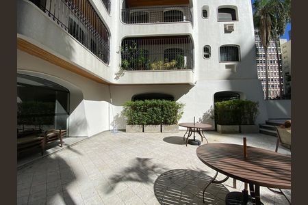 Apartamento à venda com 136m², 3 quartos e 2 vagas
