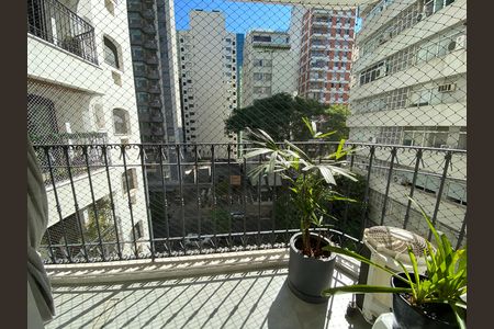 Apartamento à venda com 136m², 3 quartos e 2 vagas