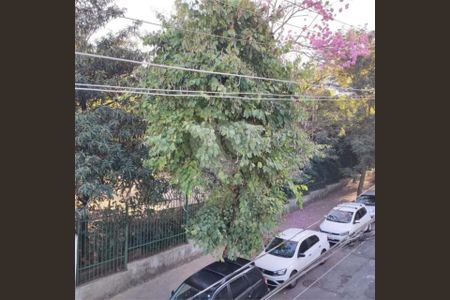 Casa à venda com 210m², 4 quartos e 2 vagasFoto 02