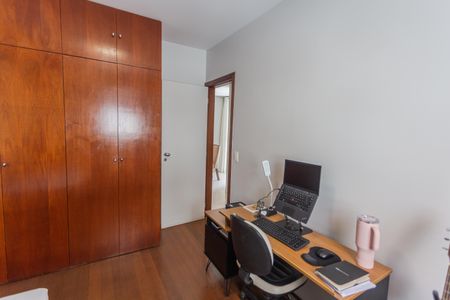 Apartamento à venda com 70m², 2 quartos e 1 vagaQuarto 2