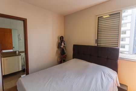 Apartamento à venda com 70m², 2 quartos e 1 vagaSuíte