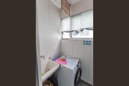 Apartamento à venda com 70m², 2 quartos e 1 vaga Apartamento à venda com 70m², 2 quartos e 1 vagaÁrea de Serviço