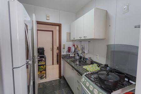 Apartamento à venda com 70m², 2 quartos e 1 vaga Apartamento à venda com 70m², 2 quartos e 1 vagaCozinha